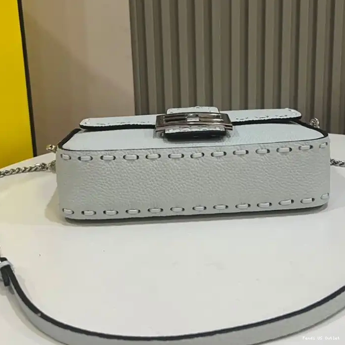 Vintage HOT Bag Baguette Cuoio Sky Leather Selleria In Fendi Mini Romano Blue 0325
